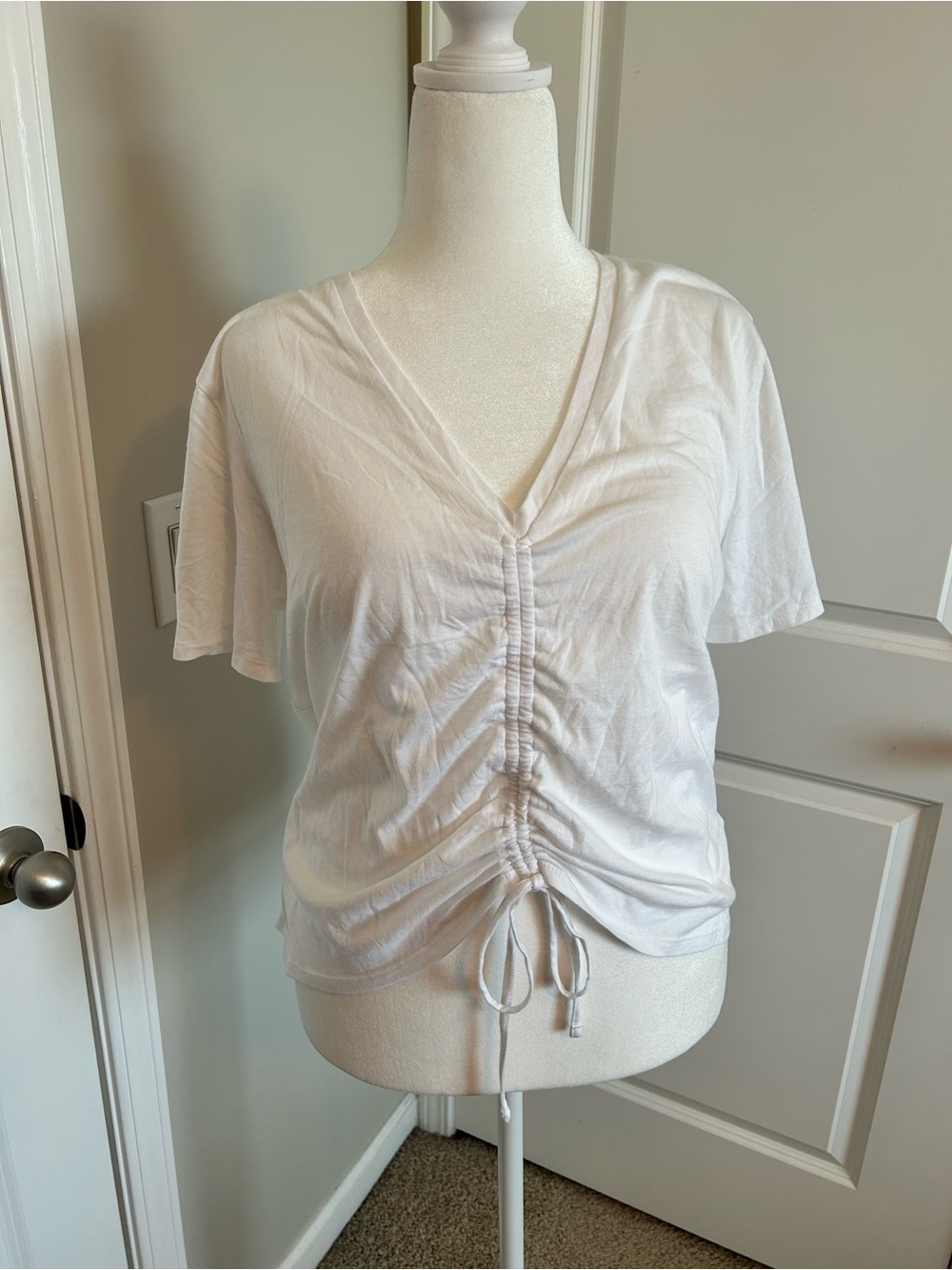 Express White V-Neck Ruched Drawstring Short Sleeve Tee